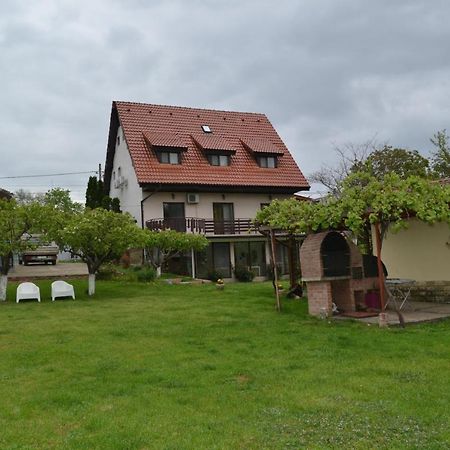 Villa Siret Sendreni Εξωτερικό φωτογραφία