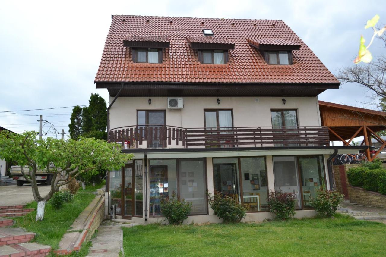 Villa Siret Sendreni Εξωτερικό φωτογραφία
